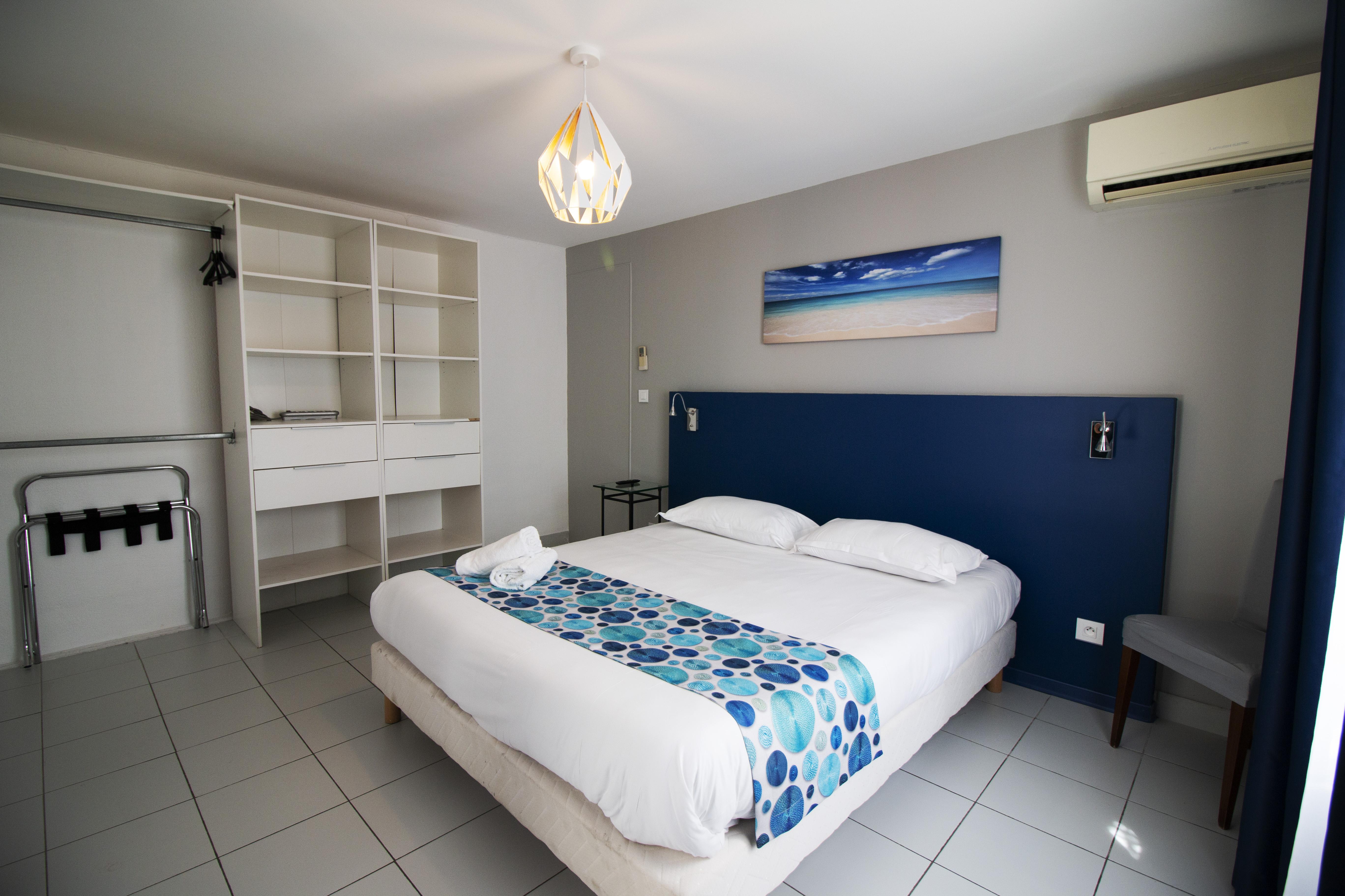 Hotel Bel Azur Six-Fours-les-Plages Exterior photo